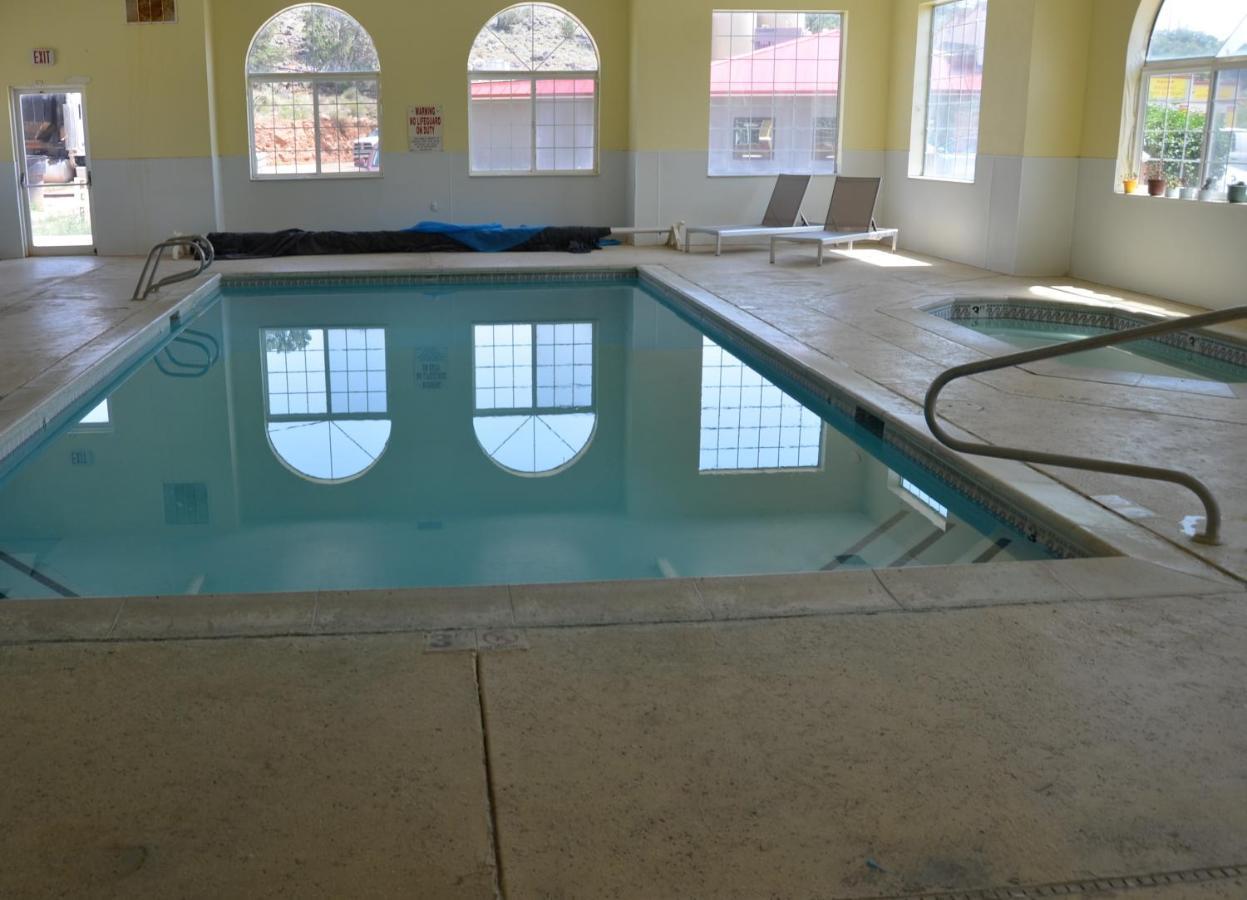 Days Inn By Wyndham Capitol Reef Torrey Esterno foto